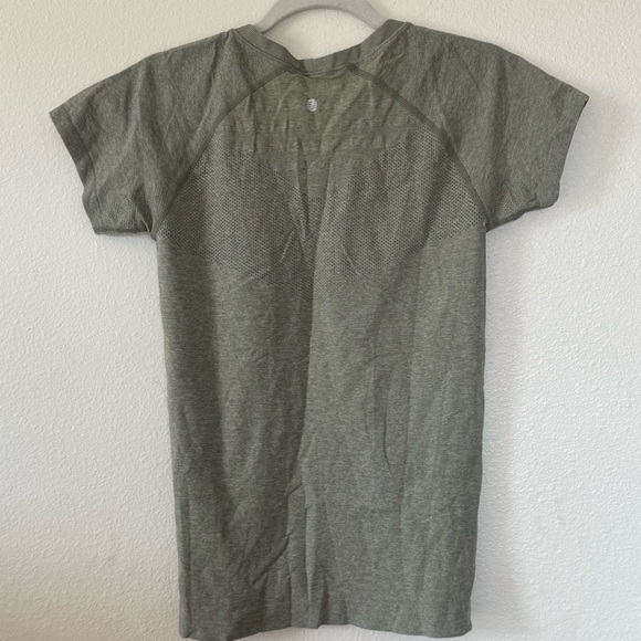 Z By Zella Short Sleeve Top High Rise Black Crop Leggings SET OUTFIT 2 PIECE M - Picture 5 of 14